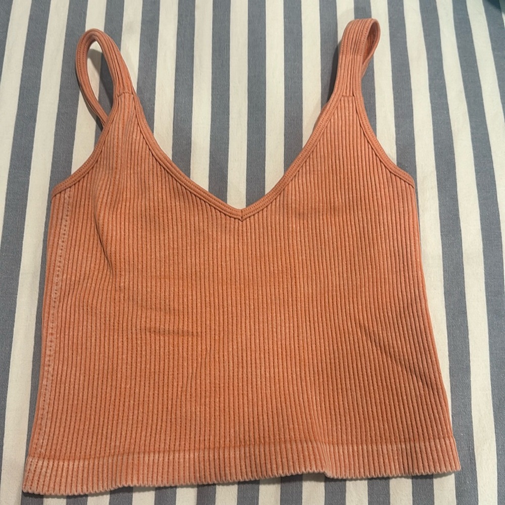 Cute salmon tank top!